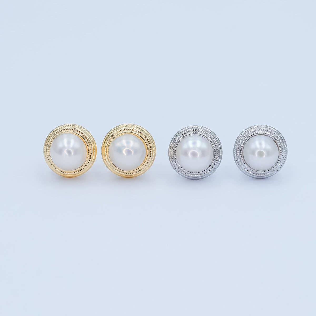 Round White Shell Pearl Band Stud Earrings